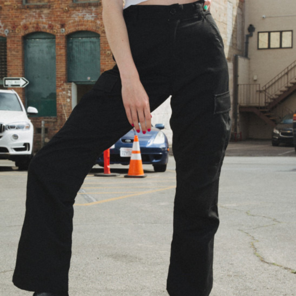 Brandy Melville Piper Black High Waist Cargo Pants